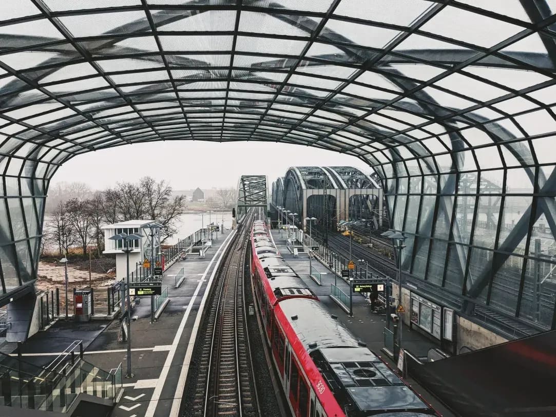 Sprachbrücke DaF 13